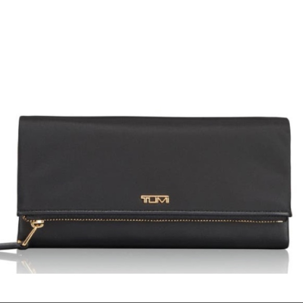 New Tumi leather/nylon flap continental wallet with box authentic brand new